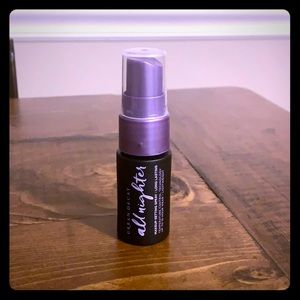 UD all nighter Makeup Setting Spray travel mini